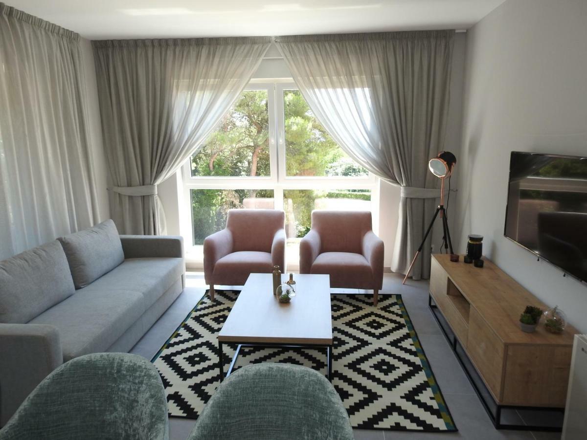 Luxury Apartments Magali 1 โรวีน ภายนอก รูปภาพ