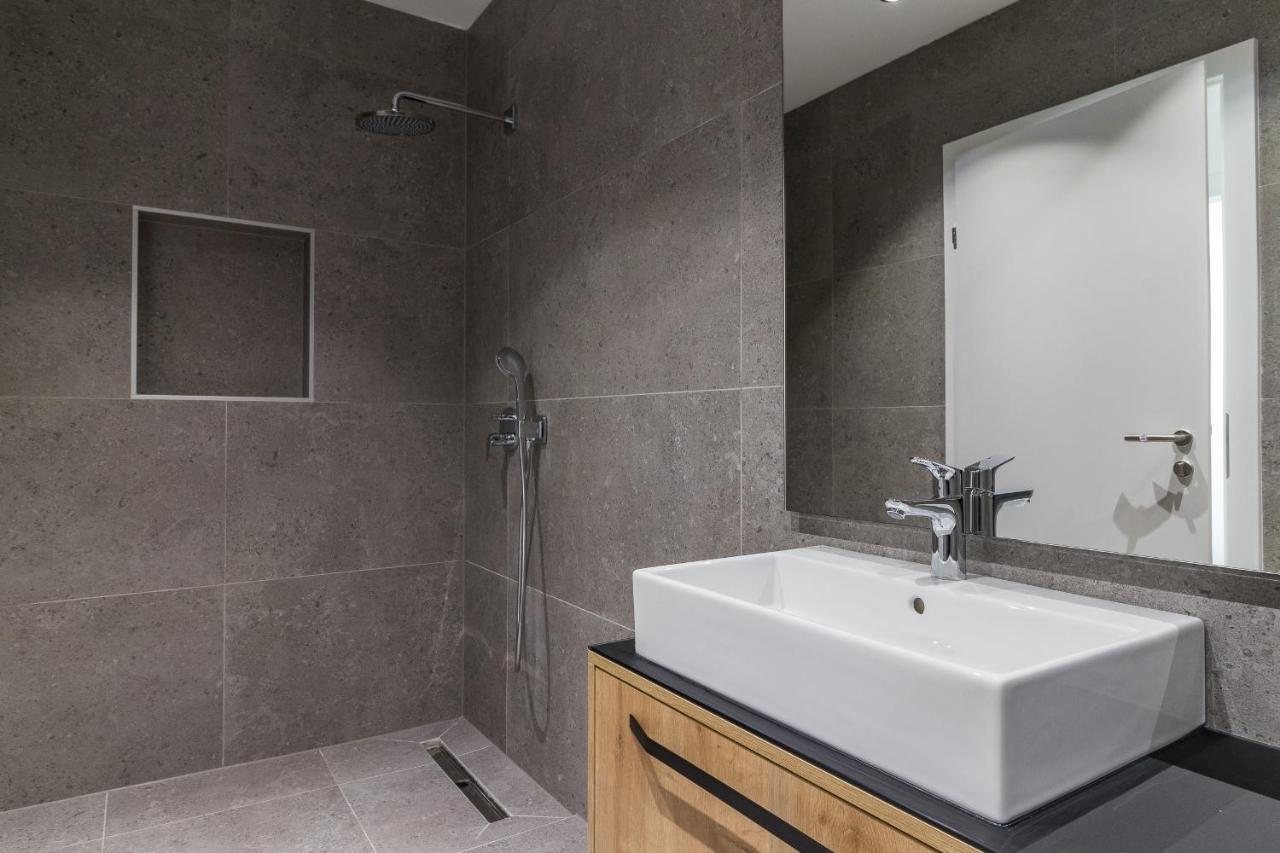 Luxury Apartments Magali 1 โรวีน ภายนอก รูปภาพ